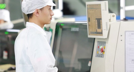 SMT贴片加工厂-一九四三科技-车间流水线