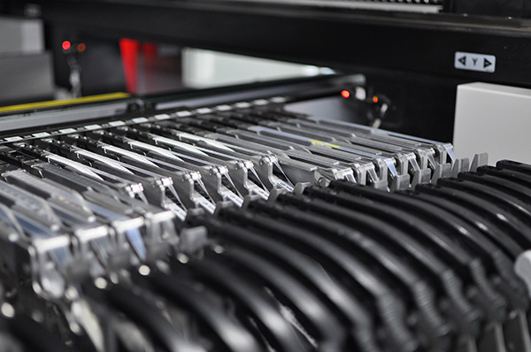 深圳SMT贴片飞达维护：确保供料稳定的5个核心步骤