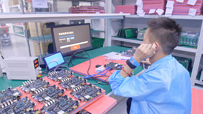 PCBA上电测试中的“软启动”设计：避免浪涌电流击穿IC的电路?；し桨? class=