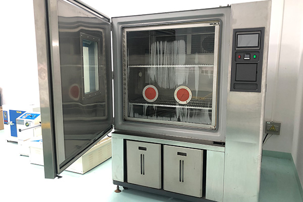 高低温老化测试箱
