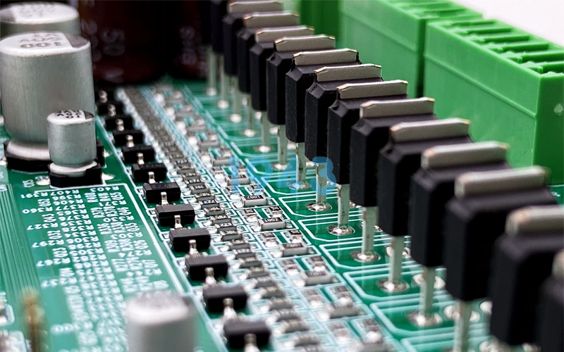 PCBA加工是什么？一文详解SMT贴片与PCBA全流程
