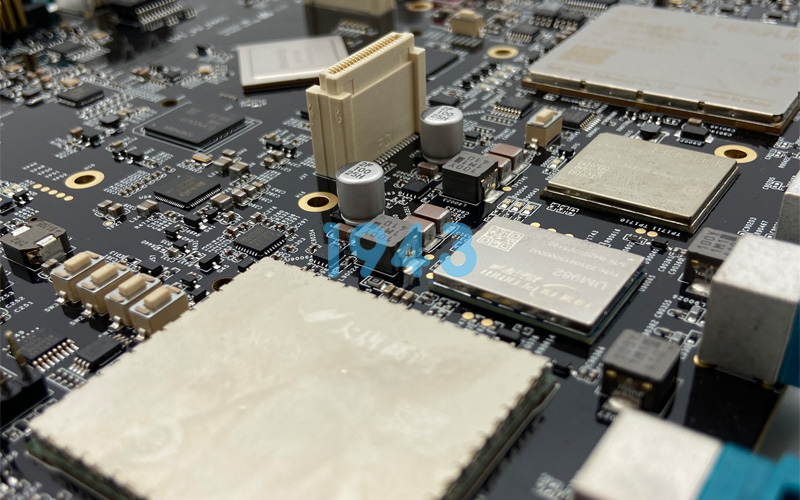 高精密PCBA代工哪家强？深圳1943科技精准加工，让复杂电路板“零缺陷”落地